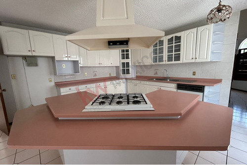 Amplia Casa En Venta En Loma Dorada Con Vista A Los Arcos