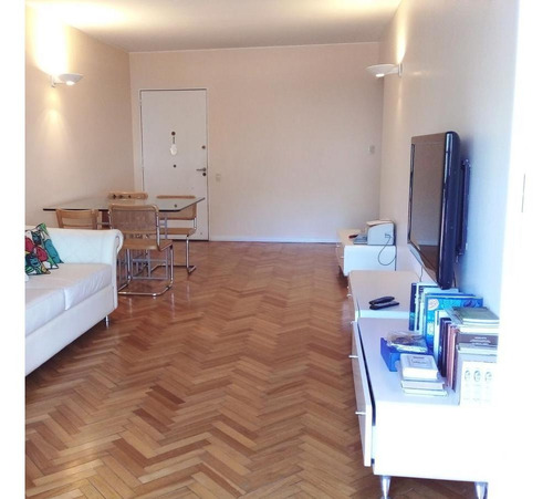 Imagen 5 de 15 de Departamento En Venta De Dos Dormitorios Y Dependencia A Nuevo En Belgrano