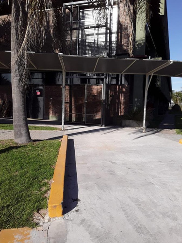 Imagen 14 de 18 de Depósito - Villa Ballester