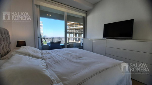 Imagen 16 de 30 de Venta Torre Horizons 2 Ambientes Con Cochera Y Baulera . Vista Al Rio
