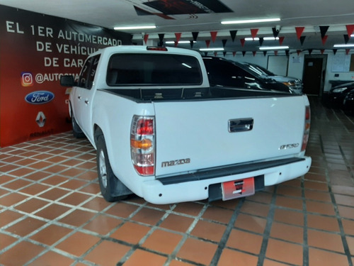 Imagen 6 de 11 de Mazda Bt 50 2.6