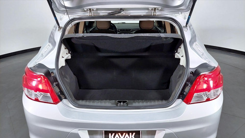 Imagen 19 de 21 de Chevrolet Onix 1.4 Lt Mt 98cv - 187215
