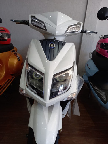 Imagen 5 de 15 de Sunra Hawk Moto Electrica 72v Bateria Litio Extraible 0km M
