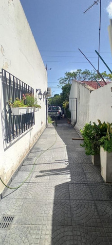 Imagen 3 de 12 de Casa En Venta Con Local