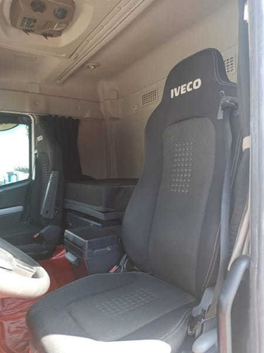 Imagem 12 de 15 de Iveco Stralis 800s 440 6x4 2018 Hi-way