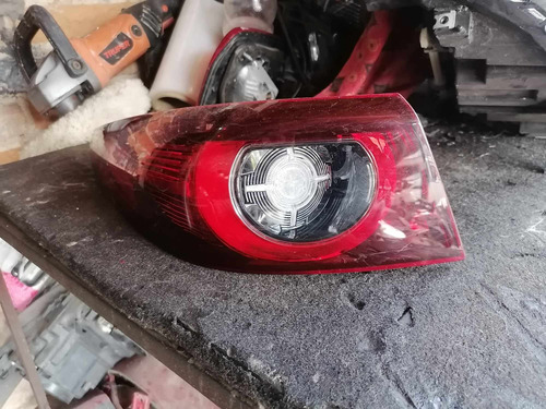 Calavera Derecha Mazda 3 2019-2021 Led