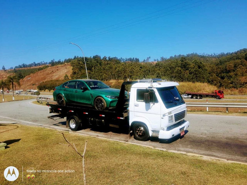 Imagem 1 de 8 de Volkswagen 8-120