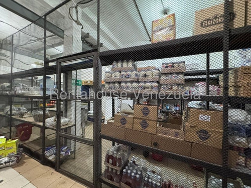 Local Comercial A Orilla De Calle