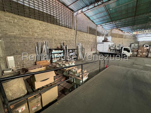 Galpón En Venta En Parroquia San Pedro Ng 25-16107 Yg