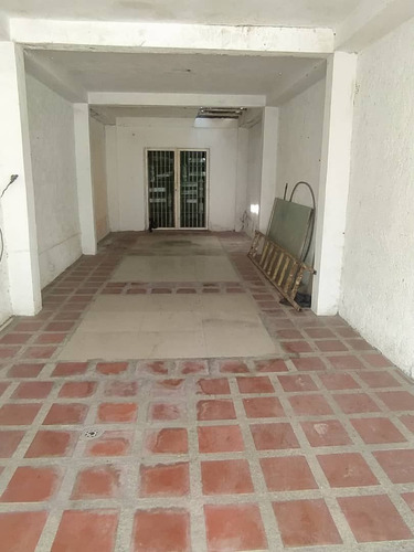 Casa En La Urbanización Colinas De Betania Charallave
