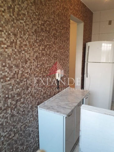 Imagem 2 de 8 de Apartamento - Ap323
