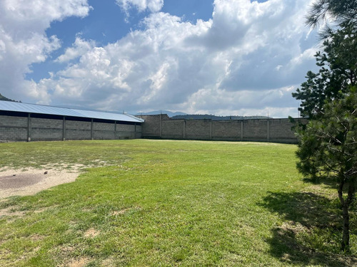 Terreno Habitacional En Venta En San Miguel Tlaixpan, Texcoco, México
