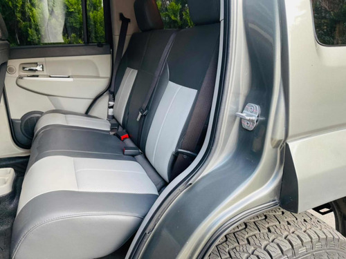 Cherokee Jeep 4x4