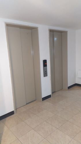 Imagen 12 de 13 de Apartamento Obra Gris, Conj. Res. La Arboleda