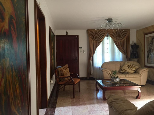 Imagen 3 de 14 de Casa En Venta Urbanización El Castaño Con 667 Mts De Terreno