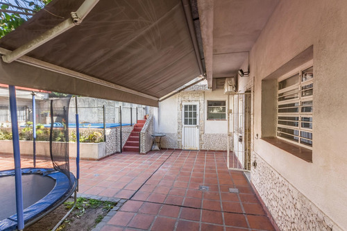 Casa 3 Amb Con Pileta Departamento 2 Amb En Venta En Ramos