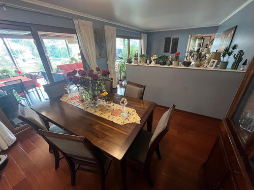 Espectacular Casa En Terreno 1200m2, Condominio En Maipú