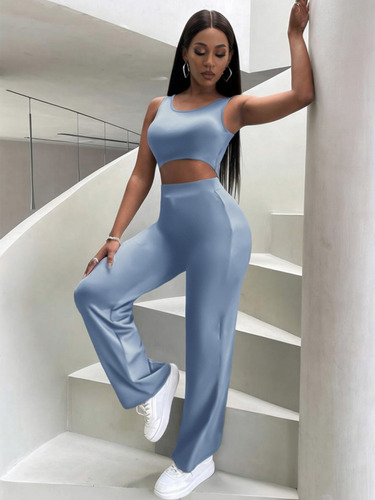 Conjunto De Dos Piezas Con Top Sin Mangas Y Pantalones Largo