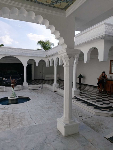 Imagen 6 de 8 de Casa En Bugambilias 5 Recámaras 7 Baños Alberca Recibo Cambi