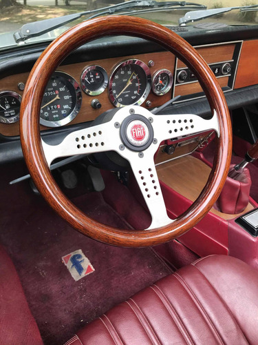 Fiat 124 Spider