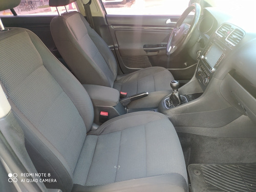 Volkswagen Vento Variant 2.5 Confort 170cv 2012