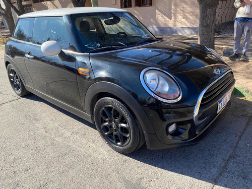 Imagen 4 de 8 de Mini Cooper 2016 1.5 F56 Pepper 136cv