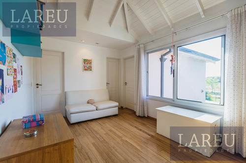 Casa En Venta - Estancias Del Pilar, La Paz.