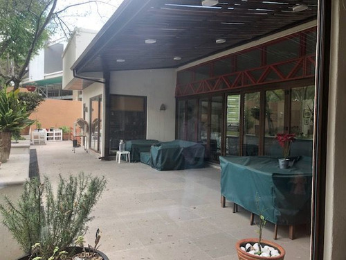 Casa En Venta, Un Nivel Ubicada En Club De Ev14842