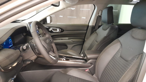 Jeep Comander Limited 1.3 T Entrega Inmediata