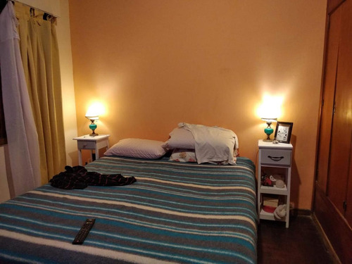Imagen 8 de 27 de Venta - Casa Y Dos Departamentos - Bella Vista