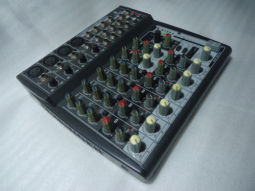 Mesa De Som Behringer Xenyx 1202fx 100% Funcionando !!! (Usado)