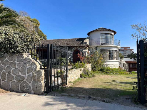 Casa En Inmejorable Ubicación, Algarrobo (68693)