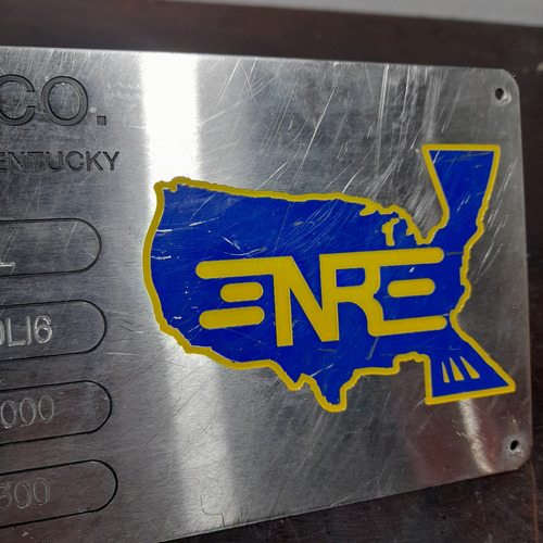 Imagem 4 de 9 de Locomotiva Placa De Construção Nre C30-7 Antiga Original