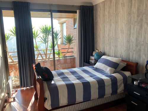 Imagen 10 de 24 de Gran Departamento En Las Condes - Calle Muy Tranquila