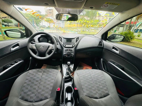Hyundai HB20 1.6 COMFORT PLUS 16V FLEX 4P AUTOMÁTICO