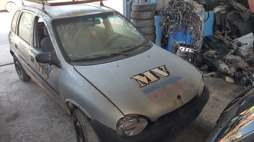 Gm Corsa Super 1996 (sucata Somente Peças)