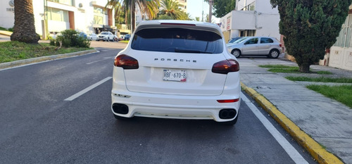 Imagen 5 de 15 de Porsche Cayenne Turbo 2011 Impecable