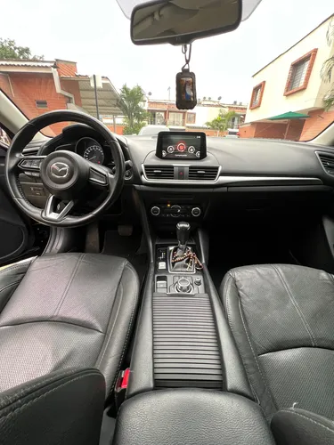 Mazda 3 2.0 Touring