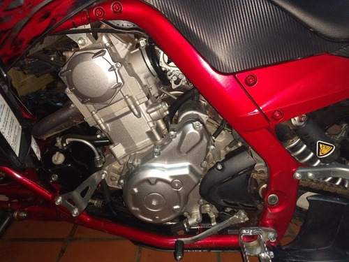 Imagen 2 de 7 de Yamaha 700