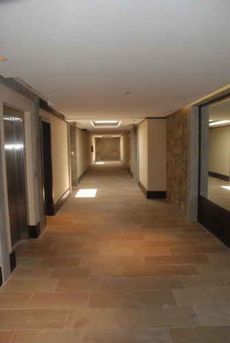 Apartamento En Alquiler Y Venta Con Jardin De Uso Exclusivo De 2 Dormitorios En Carrasco