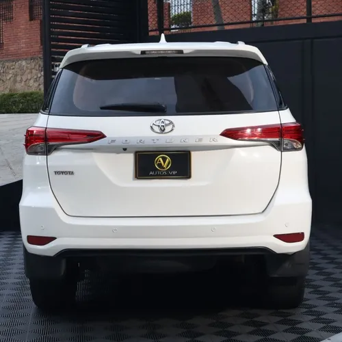 Toyota Fortuner 2.7l