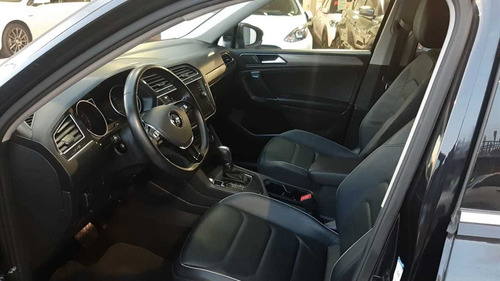 Imagen 2 de 10 de Volkswagen Tiguan 2018 1.4 Comfortline At