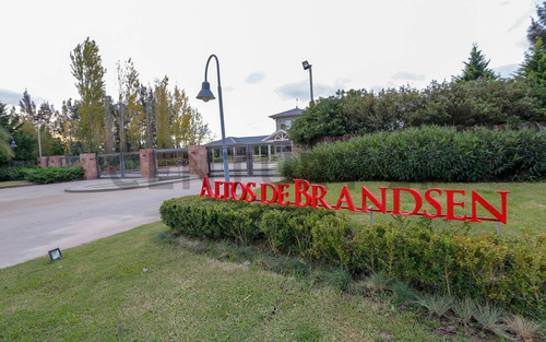 Casa En Venta Altos De Brandsen