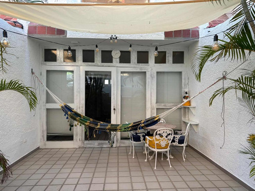 Alquiler Fijo De Townhouse En Playa El Ángel Ic-00402