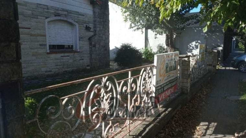 Lote Terreno En Venta Con Casa Laprida 365