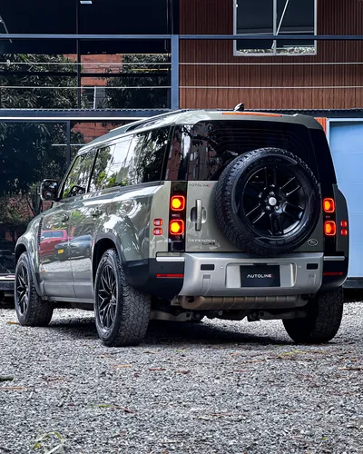 Land Rover Defender S 2020