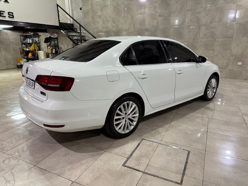 Volkswagen Vento 1.4 Highline 150cv At