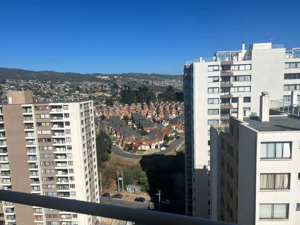 Imagen 3 de 11 de Se Arrienda Depto En Barrio Inglés 2d+2b 1est Valparaiso