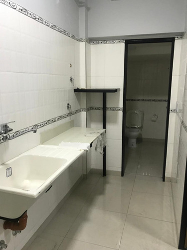Imagen 6 de 6 de Alquiler - Excelente Local Comercial - Villa Madero