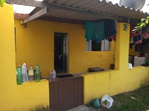 Imagem 4 de 14 de Ótima Casa Em Mongaguá Com Quintal Amplo Perto De Comércios